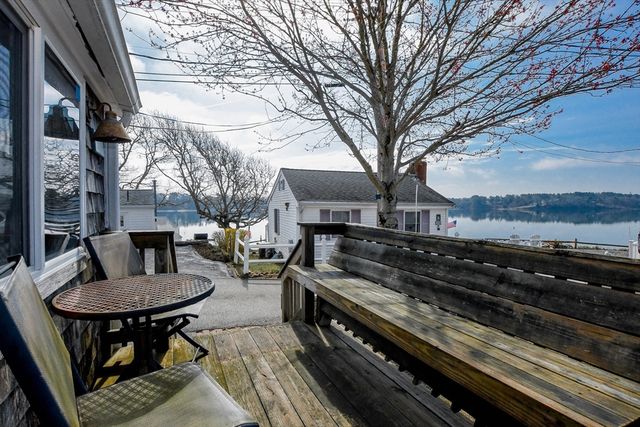 50 Maynard Ln 50D, Bourne, MA 02532