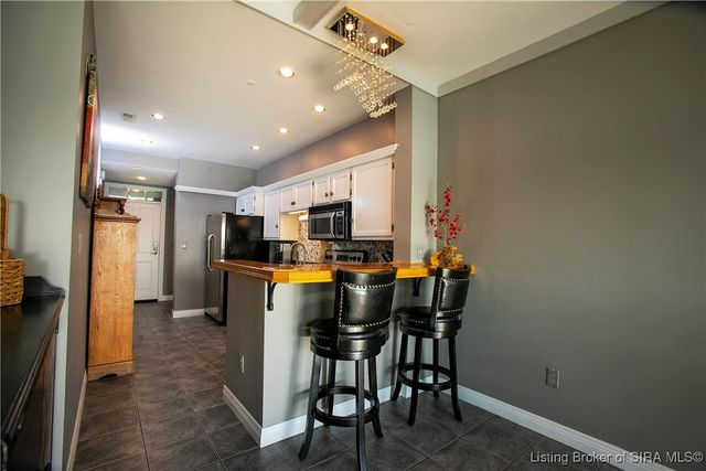 1 Riverpointe Plaza 820, Jeffersonville, IN 47130