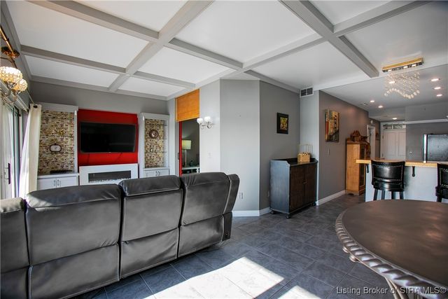 1 Riverpointe Plaza 820, Jeffersonville, IN 47130