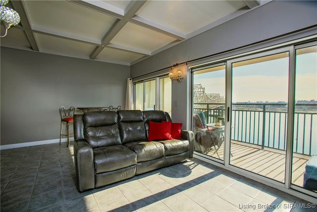 1 Riverpointe Plaza 820, Jeffersonville, IN 47130