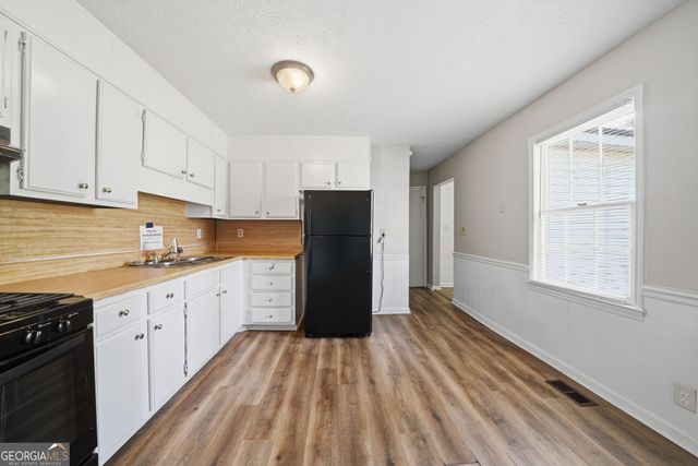 295 Charlotte Boulevard, Stockbridge, GA 30281