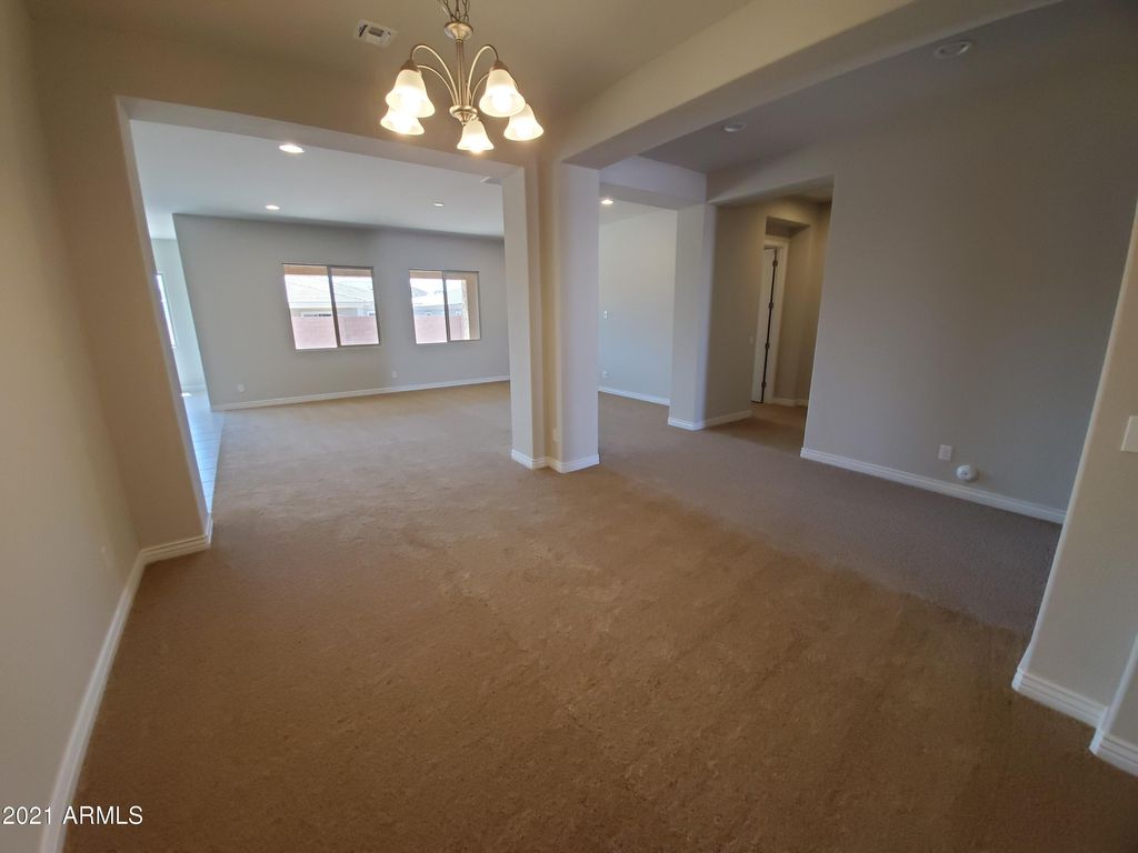 8537 W MYRTLE Avenue, Glendale, AZ 85305 — photo 2