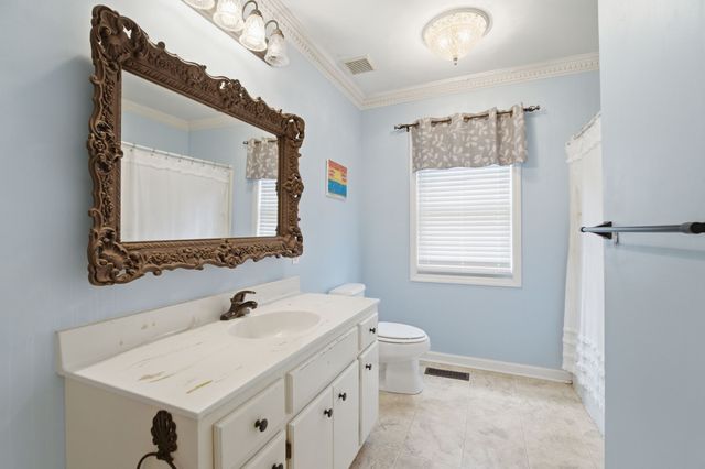 518 Jefferson Ave, E, Carthage, TN 37030
