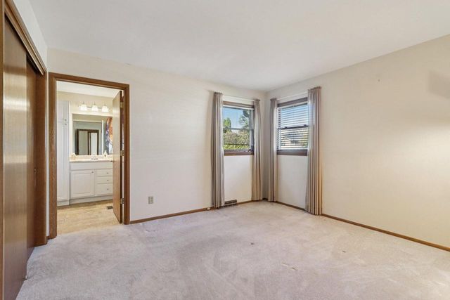 614 Madison DRIVE, Delavan, WI 53115