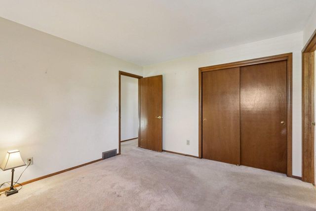 614 Madison DRIVE, Delavan, WI 53115