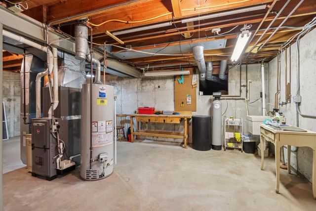 614 Madison DRIVE, Delavan, WI 53115