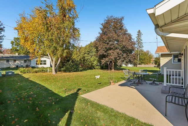 614 Madison DRIVE, Delavan, WI 53115