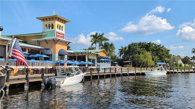 5407 SW 16th PL, Cape Coral, FL 33914