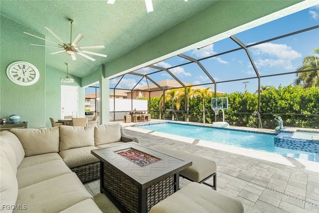 5407 SW 16th PL, Cape Coral, FL 33914