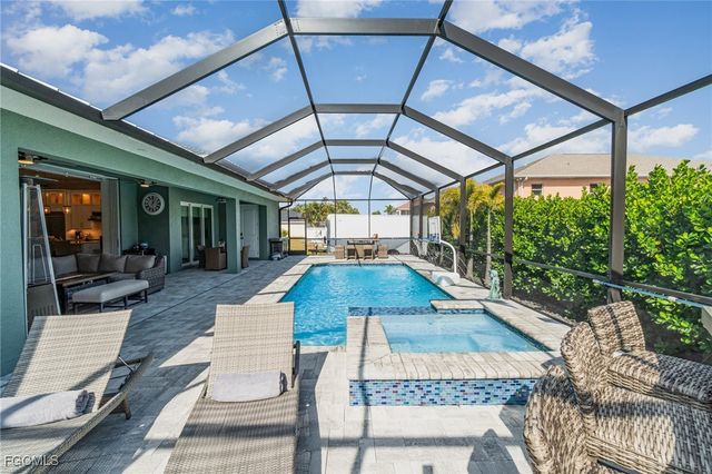 5407 SW 16th PL, Cape Coral, FL 33914