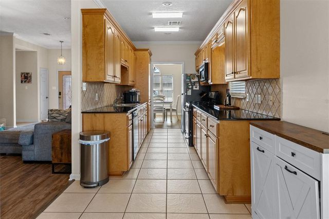 1004 Jacques Dr Drive, Sulphur, LA 70663