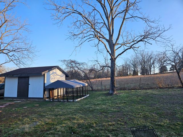 1705 Lakeview Drive, Ava, MO 65608