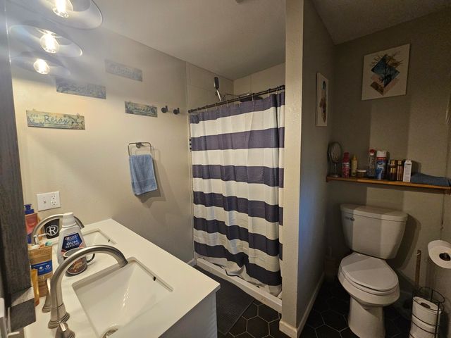 1705 Lakeview Drive, Ava, MO 65608