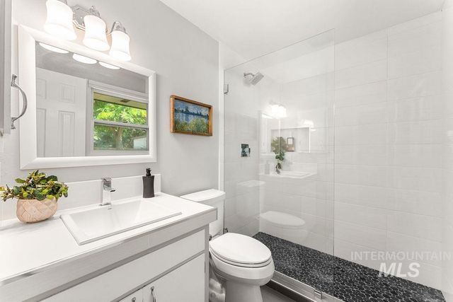 1817 Palouse St, Boise, ID 83705