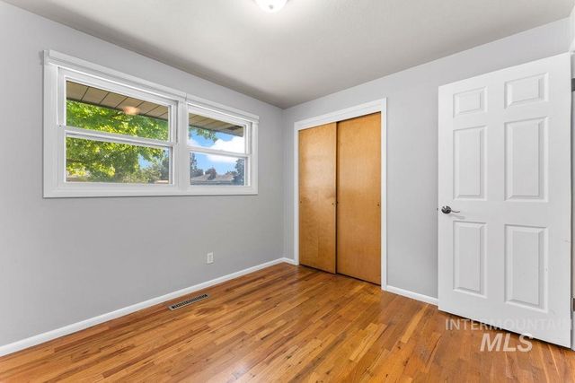 1817 Palouse St, Boise, ID 83705
