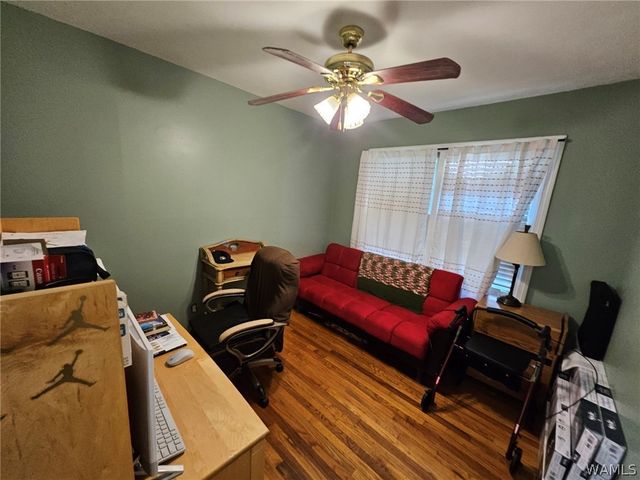 2512 16th, Northport, AL 35476