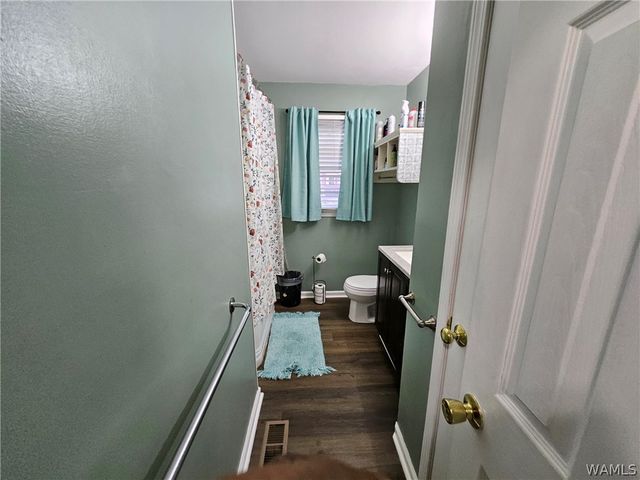 2512 16th, Northport, AL 35476