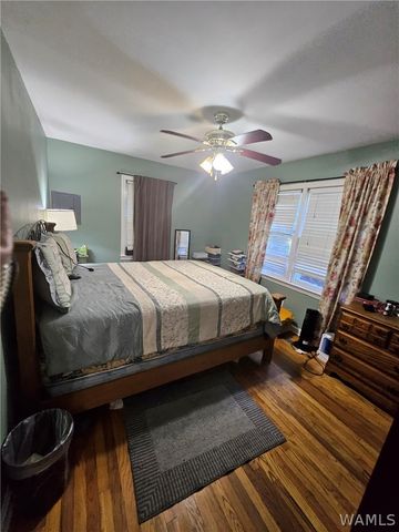 2512 16th, Northport, AL 35476