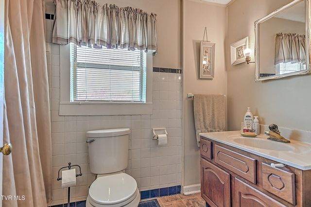 111 Cotton Drive, Jonesborough, TN 37659