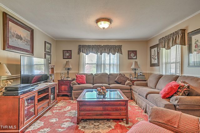 111 Cotton Drive, Jonesborough, TN 37659