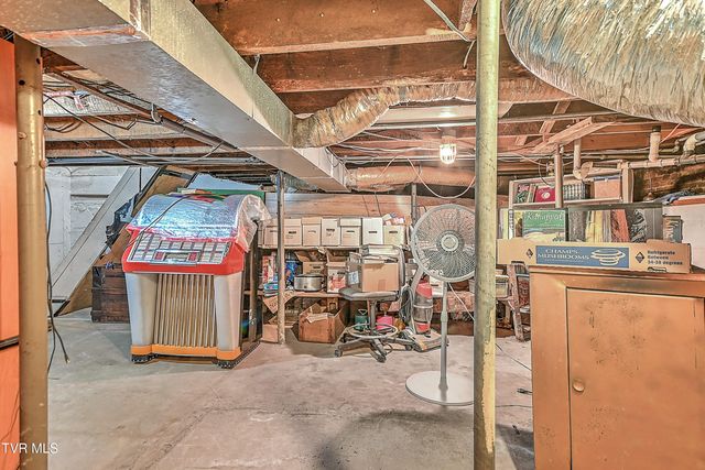 111 Cotton Drive, Jonesborough, TN 37659
