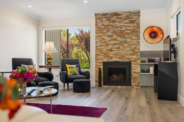 802 Brentwood Court, Pacific Grove, CA 93950