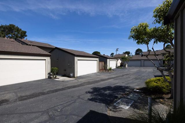 802 Brentwood Court, Pacific Grove, CA 93950