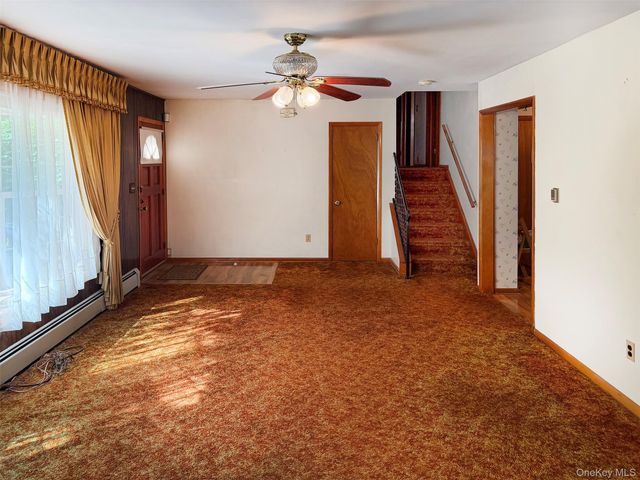 4 Lorelei Drive, Middletown, NY 10940