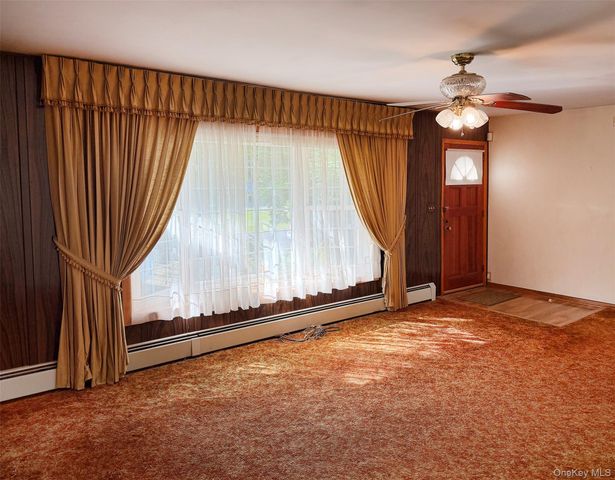 4 Lorelei Drive, Middletown, NY 10940