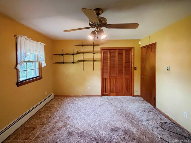 4 Lorelei Drive, Middletown, NY 10940