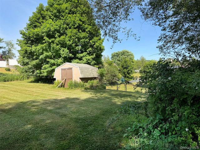 4 Lorelei Drive, Middletown, NY 10940