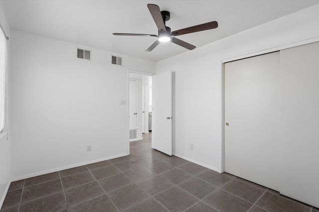 725 Barelas Court SW, Albuquerque, NM 87102