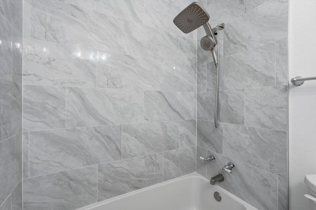 725 Barelas Court SW, Albuquerque, NM 87102