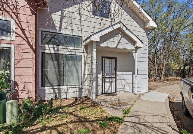 725 Barelas Court SW, Albuquerque, NM 87102