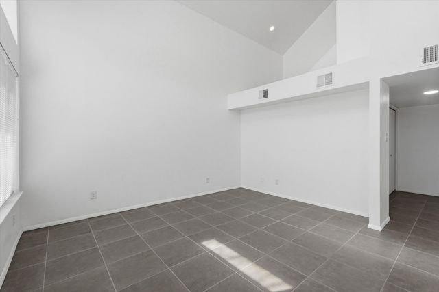 725 Barelas Court SW, Albuquerque, NM 87102