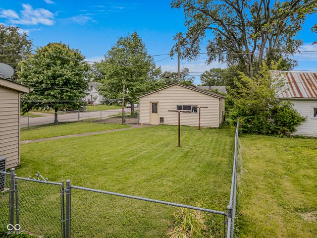 1902 Gilmore Street, Columbus, IN 47201
