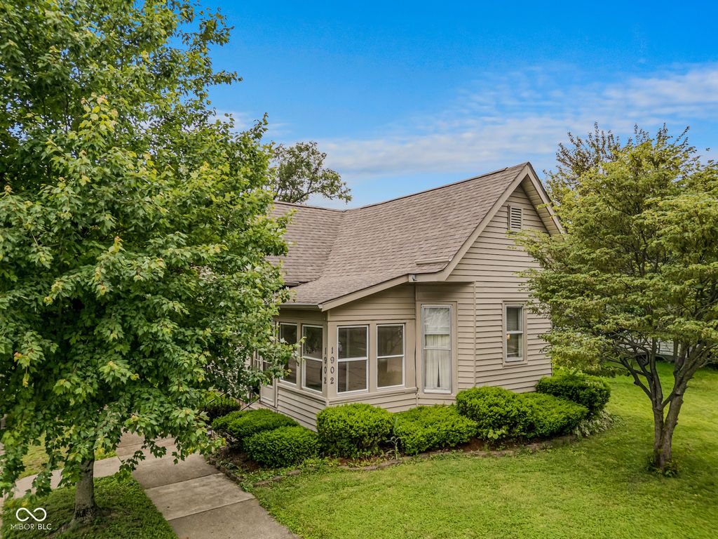 1902 Gilmore Street, Columbus, IN 47201