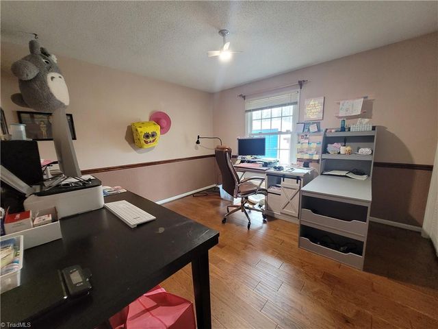 5 Windsor Circle, Thomasville, NC 27360