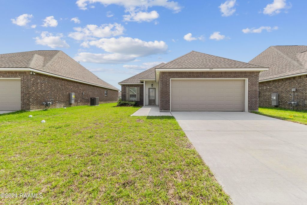 107 Segovia Way, Lafayette, LA 70506