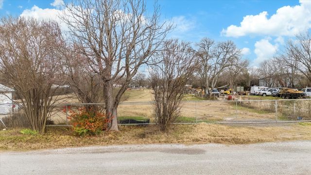 11709 Terry Drive, Balch Springs, TX 75180