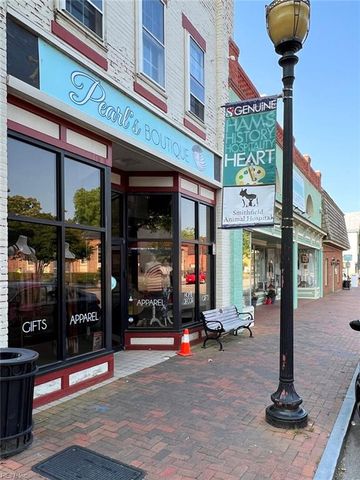 300 East ST, Smithfield, VA 23430