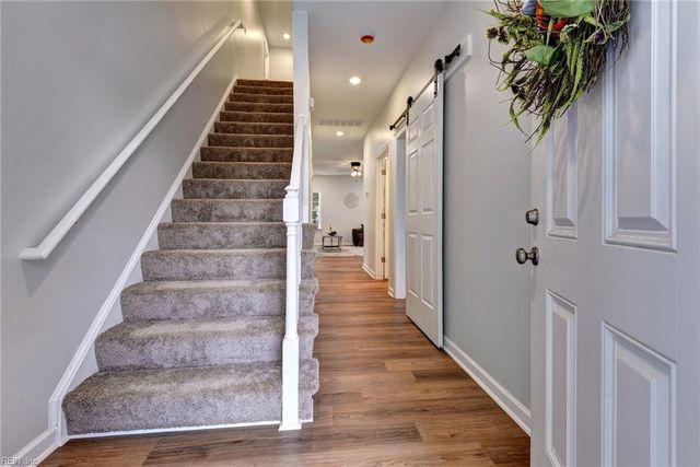 300 East ST, Smithfield, VA 23430