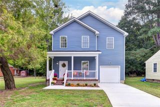 300 East ST, Smithfield, VA 23430