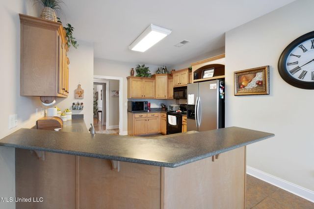 1606 N Montys Circle, Southaven, MS 38672