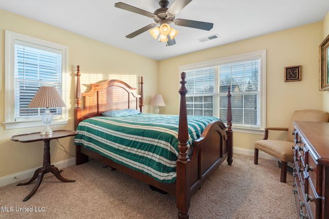 1606 N Montys Circle, Southaven, MS 38672