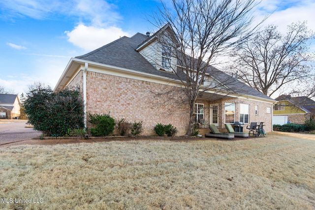 1606 N Montys Circle, Southaven, MS 38672