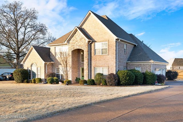 1606 N Montys Circle, Southaven, MS 38672