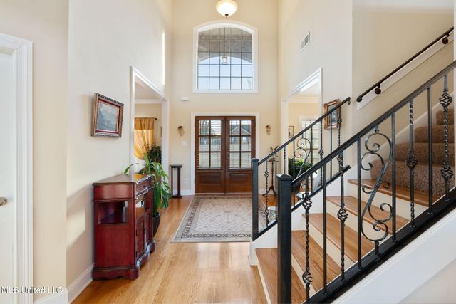 1606 N Montys Circle, Southaven, MS 38672