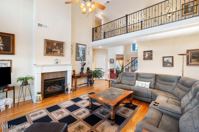 1606 N Montys Circle, Southaven, MS 38672