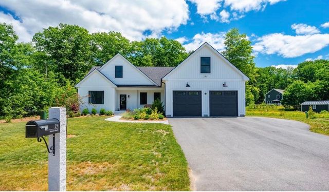 19 Peterson Road, Rochester, NH 03839